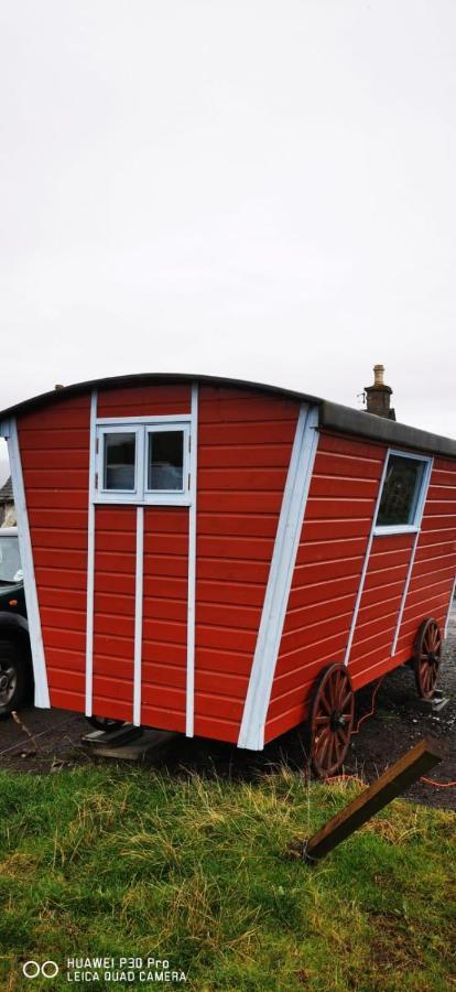 Gypsy Hut Apartment Newtonmore Ngoại thất bức ảnh
